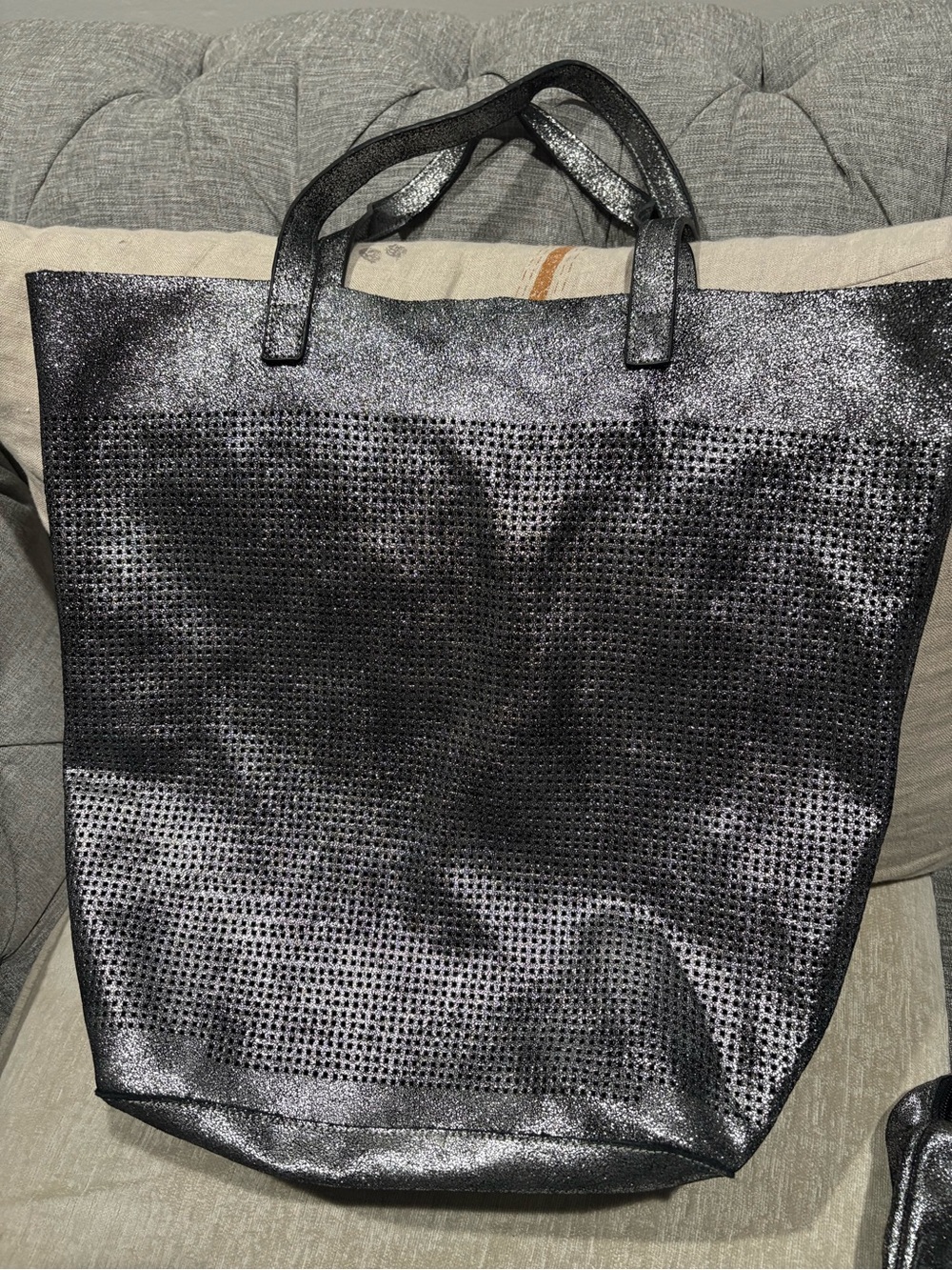 Mode Luxe Black Shimmer Tote Bag  with pouch